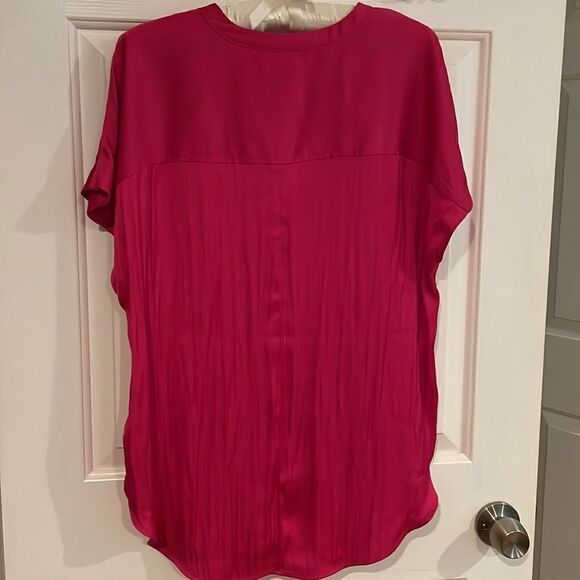 Old Navy Hot Pink Button Top ❤️ - Picture 5 of 6